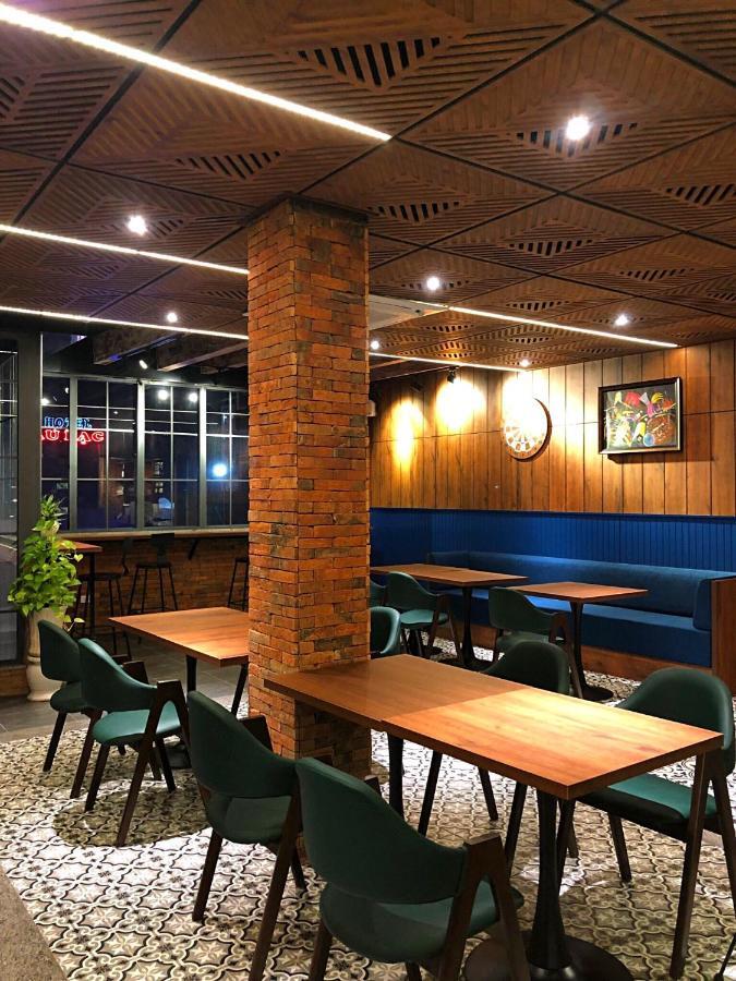 Ly Ky Hotel Quy Nhơn Extérieur photo
